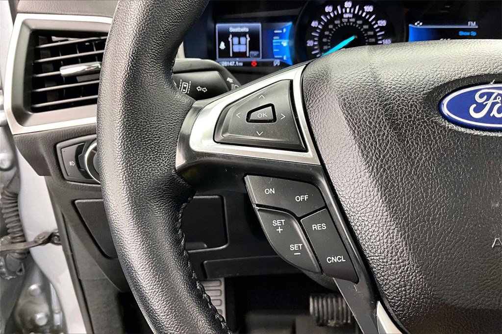 Used 2022 Ford Edge SEL w/ Convenience Package image 18