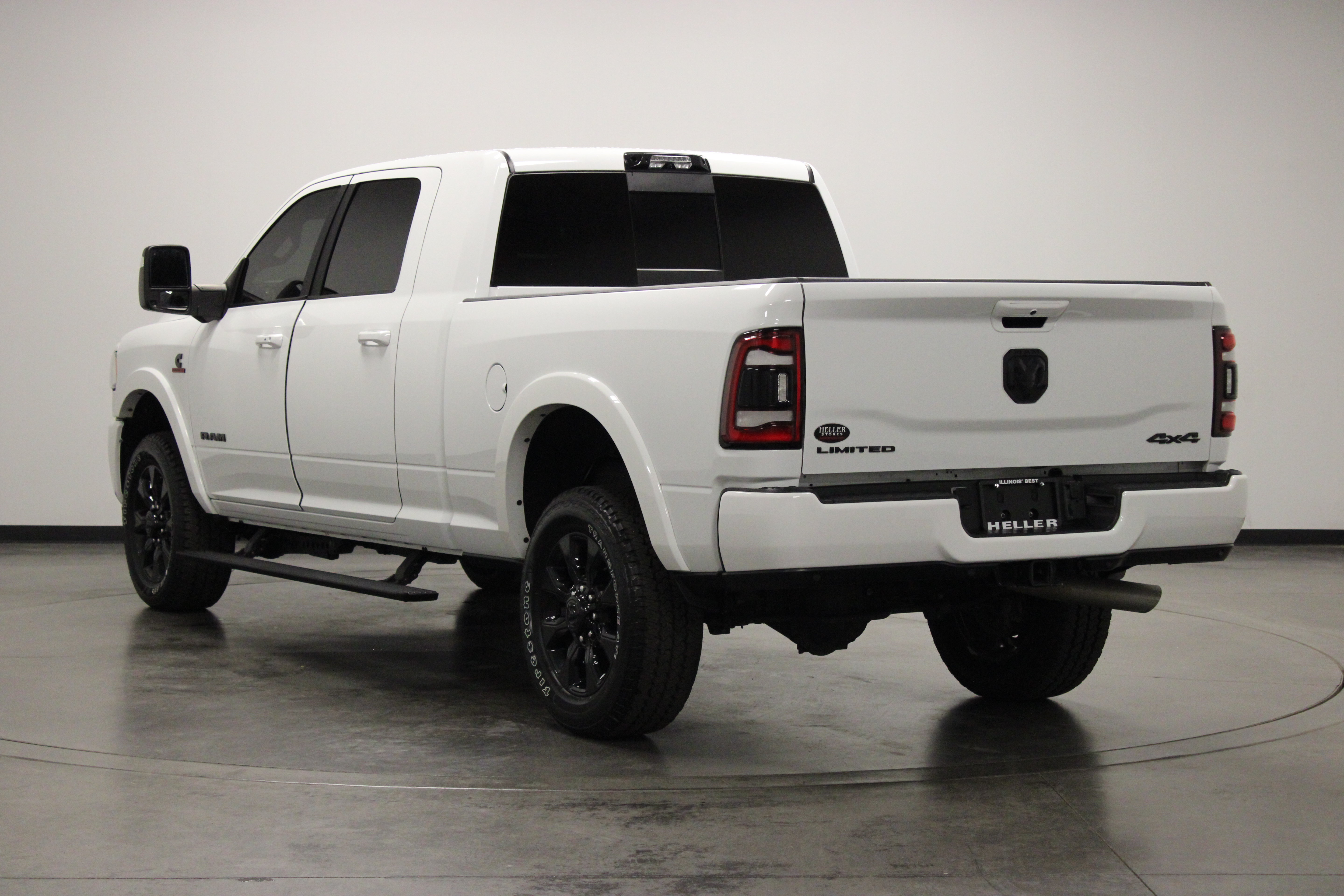 Used 2024 RAM 2500 Limited AWD/4WD image 6