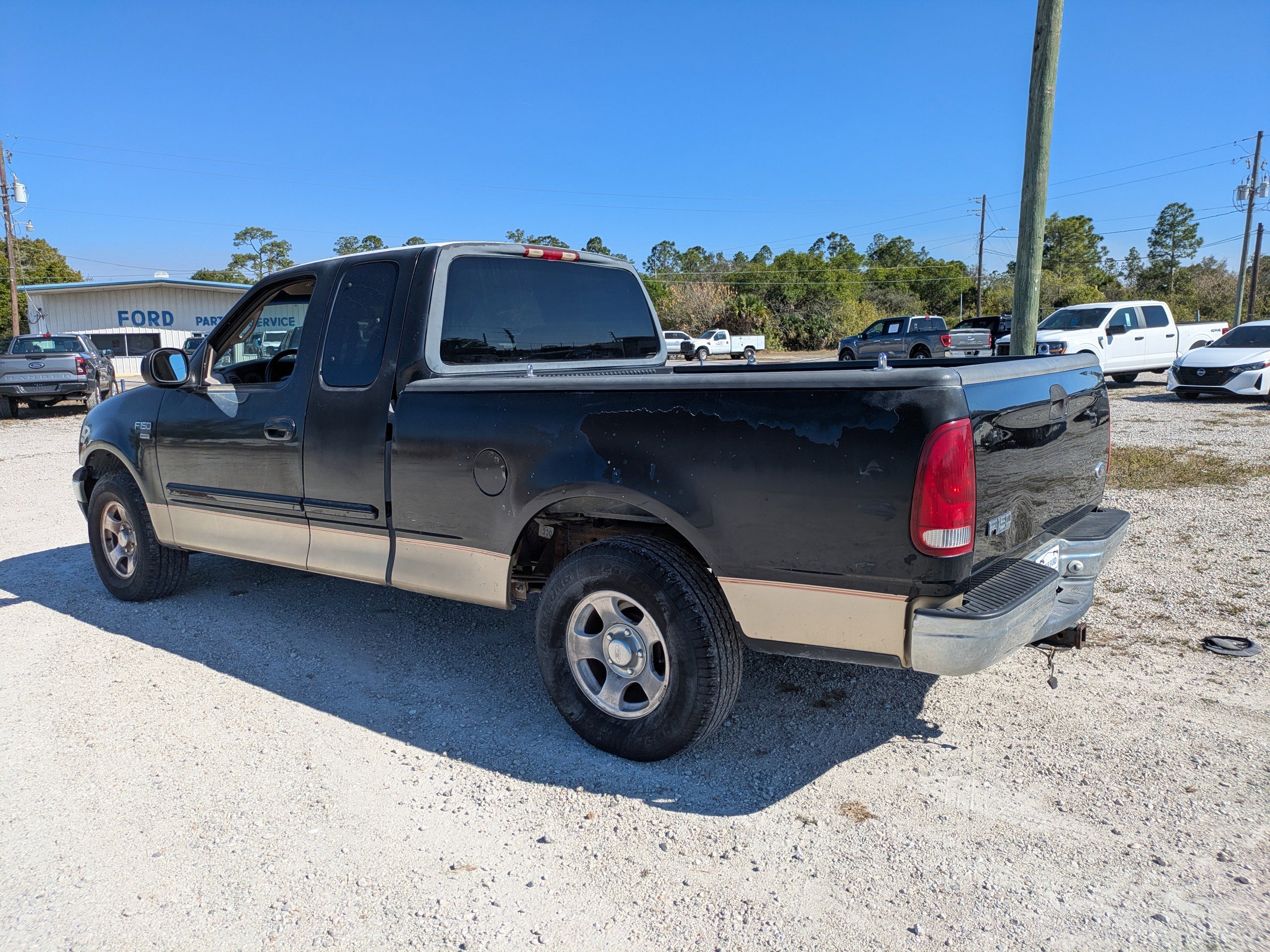 Used 2000 Ford F150 XL image 6