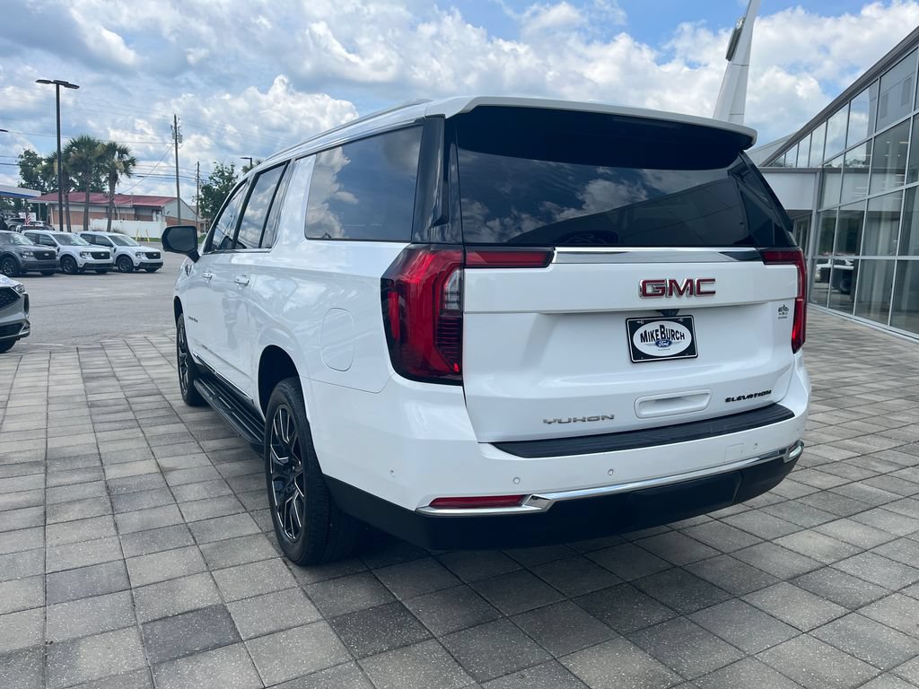 Used 2025 GMC Yukon XL Elevation RWD image 4