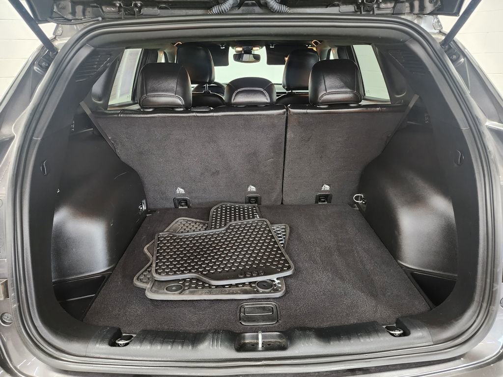 Used 2023 Jeep Compass Trailhawk image 26