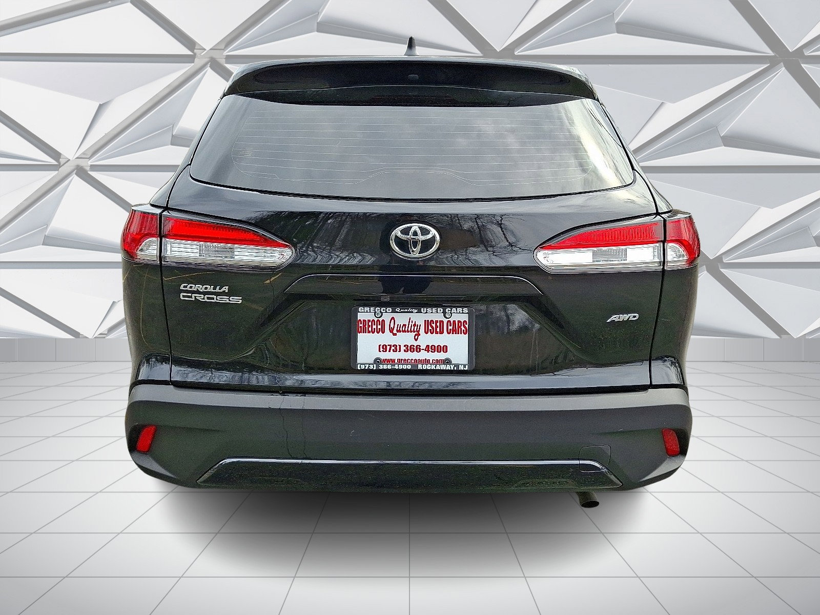 Used 2024 Toyota Corolla Cross L image 9