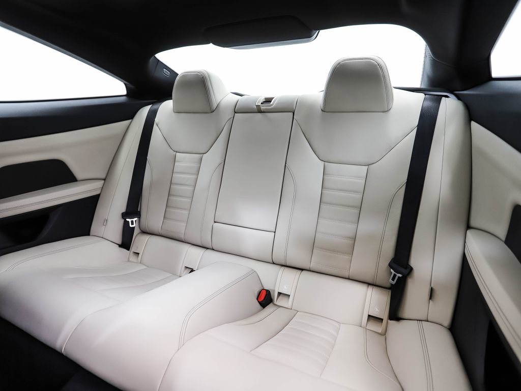 Used 2024 BMW 440i xDrive Coupe w/ Premium Package image 20