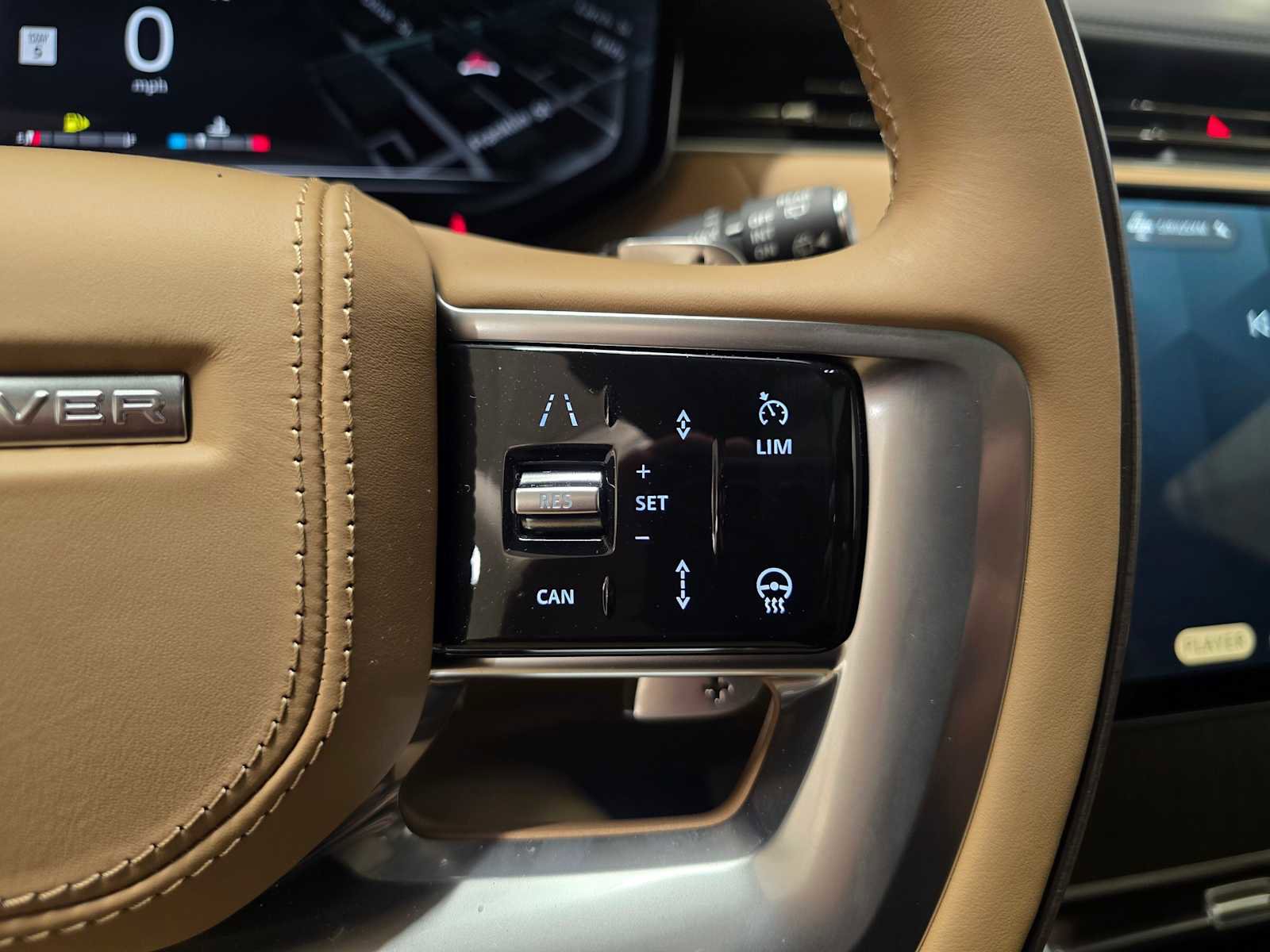 New 2026 Land Rover Range Rover SE image 32