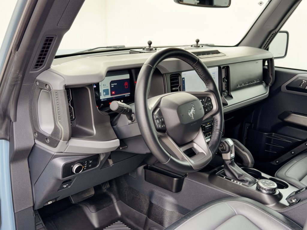 Used 2023 Ford Bronco Everglades AWD/4WD image 4