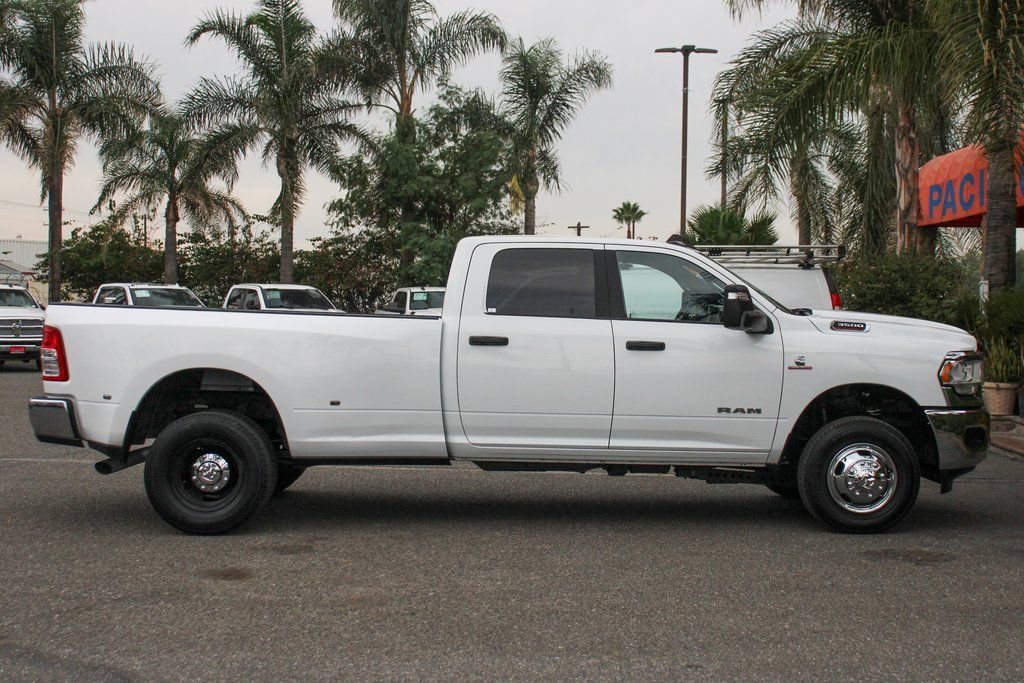Used 2023 RAM 3500 Big Horn w/ Level 1 Equipment Group AWD/4WD image 12
