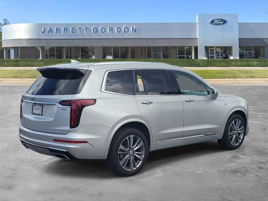 Used 2020 Cadillac XT6 Premium Luxury FWD image 4