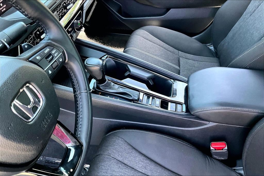 Used 2023 Honda Accord Sport image 15