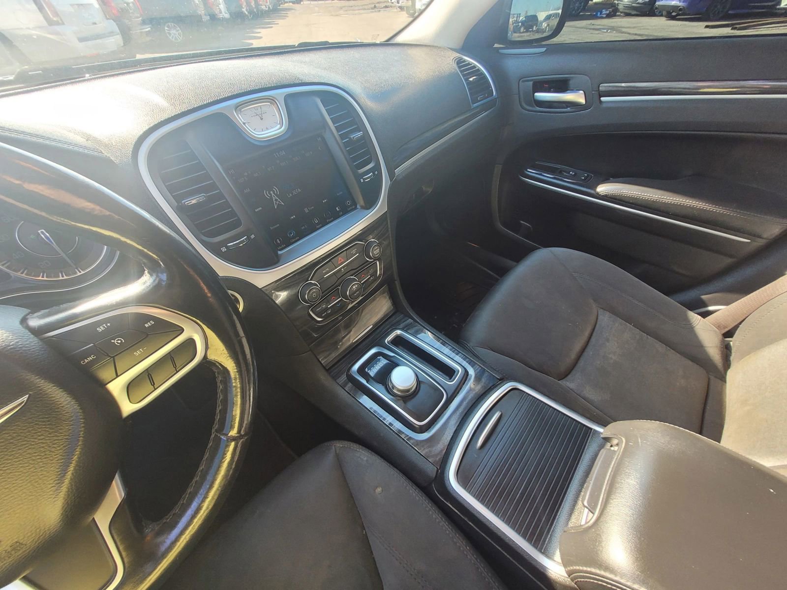 Used 2019 Chrysler 300 Touring w/ Sport Appearance Package image 12