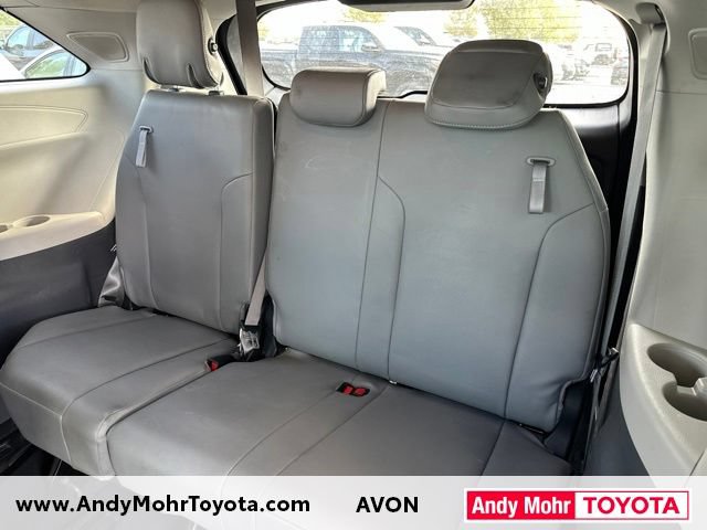 Used 2021 Toyota Sienna XLE w/ XLE Plus Package AWD/4WD image 11