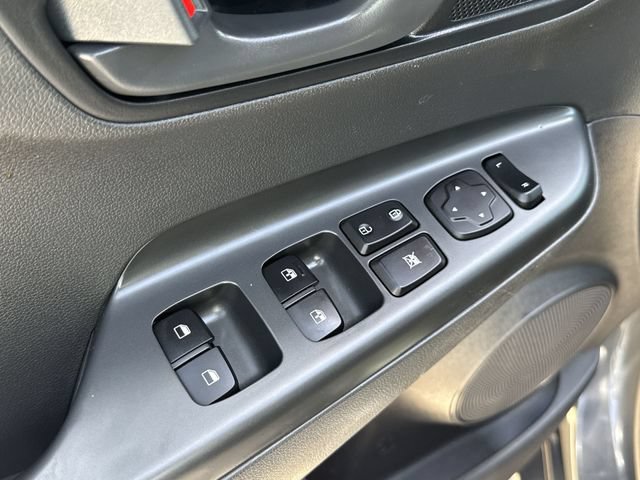 Used 2023 Hyundai Kona SEL FWD image 16