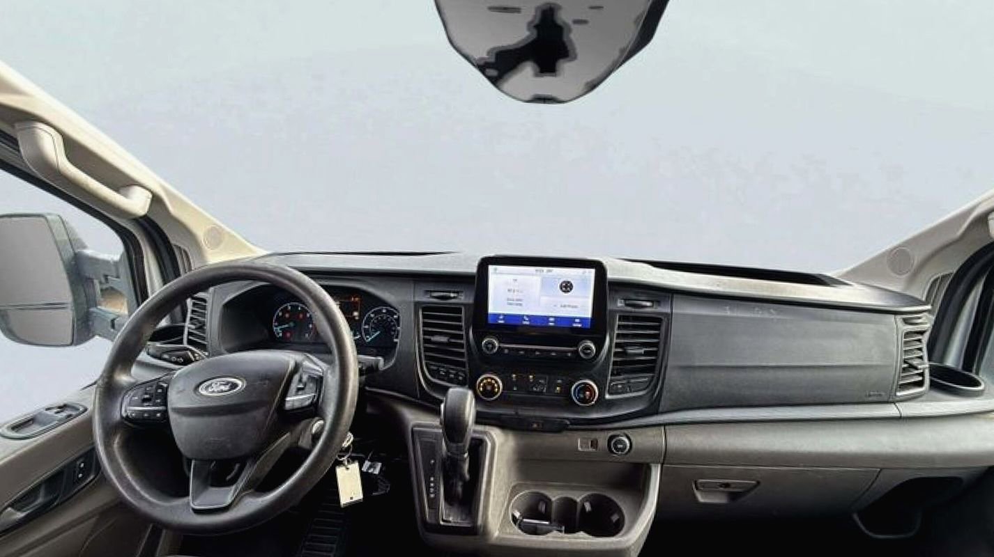 Used 2020 Ford Transit 250 Low Roof AWD image 8