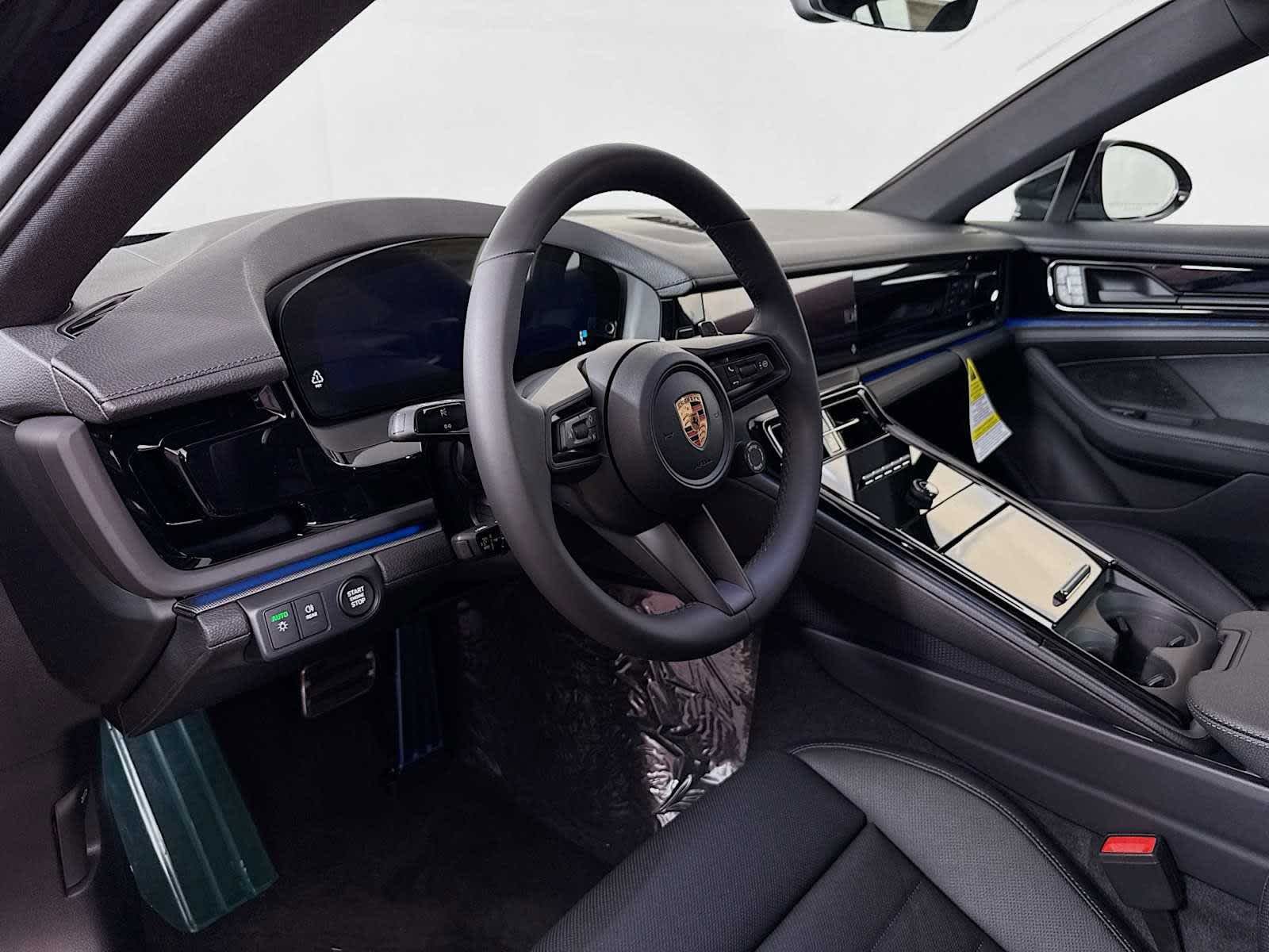 New 2026 Porsche Panamera RWD image 4