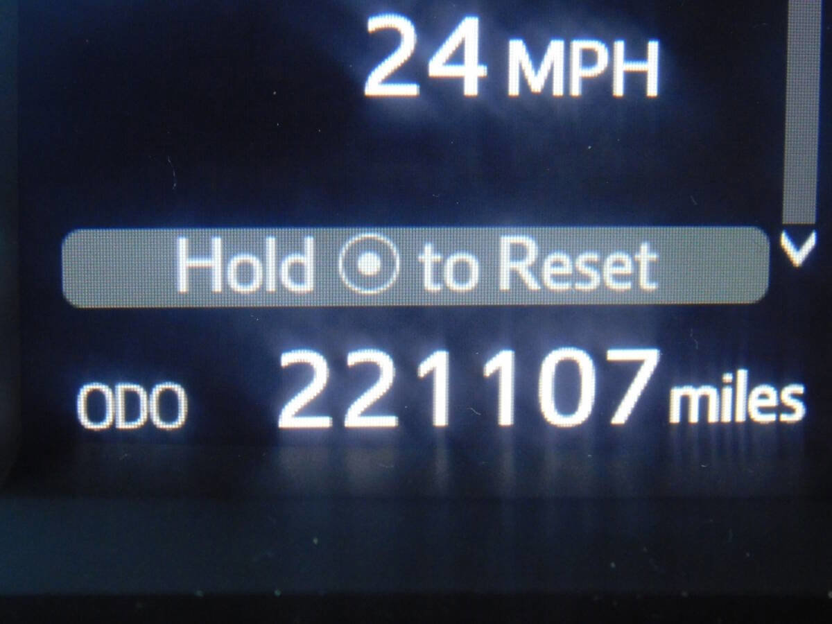 Used 2014 Toyota Highlander Limited image 12