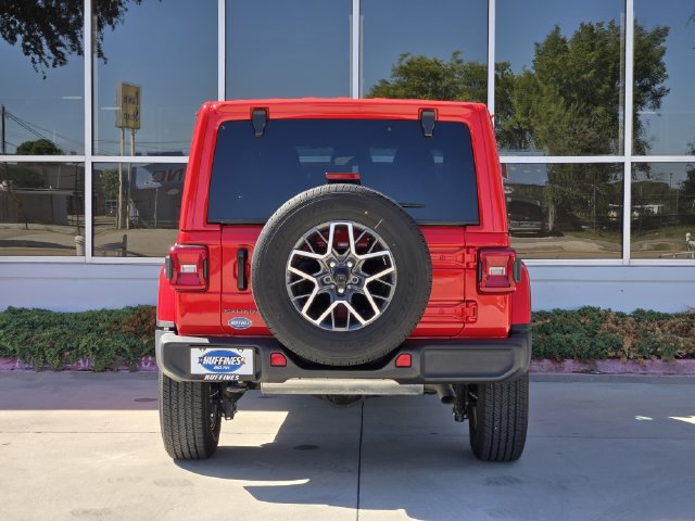 Certified 2026 Jeep Wrangler Unlimited Sahara AWD/4WD image 6