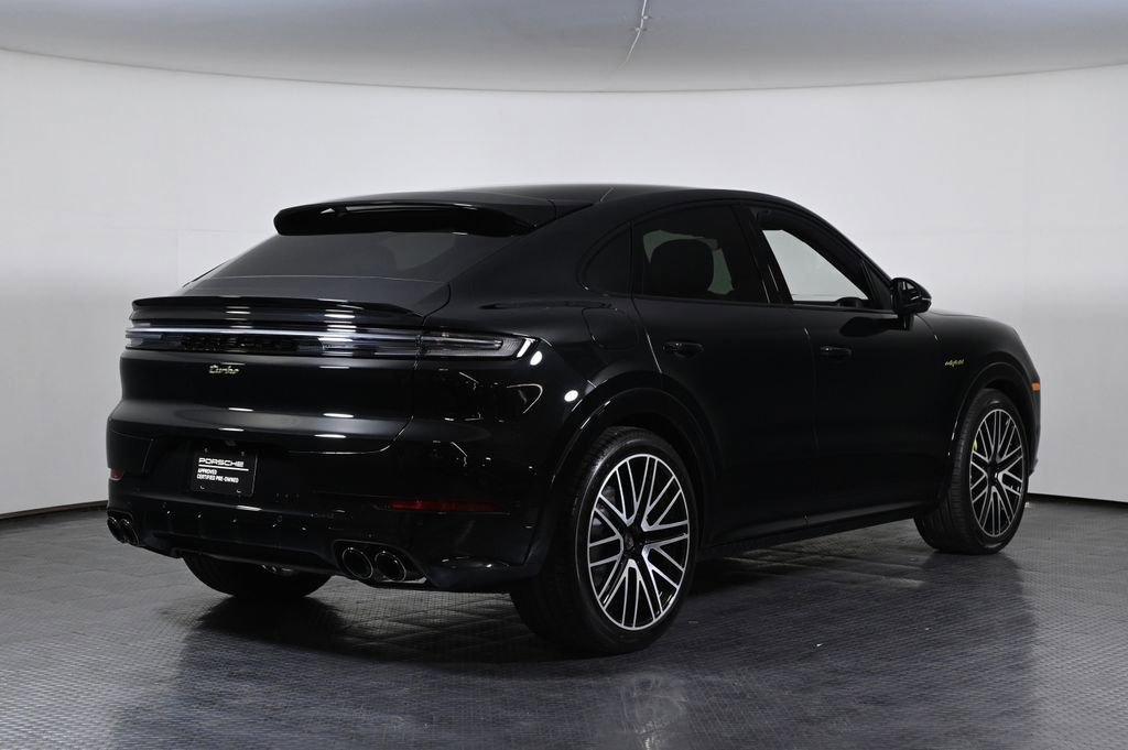 Certified 2026 Porsche Cayenne Turbo image 7