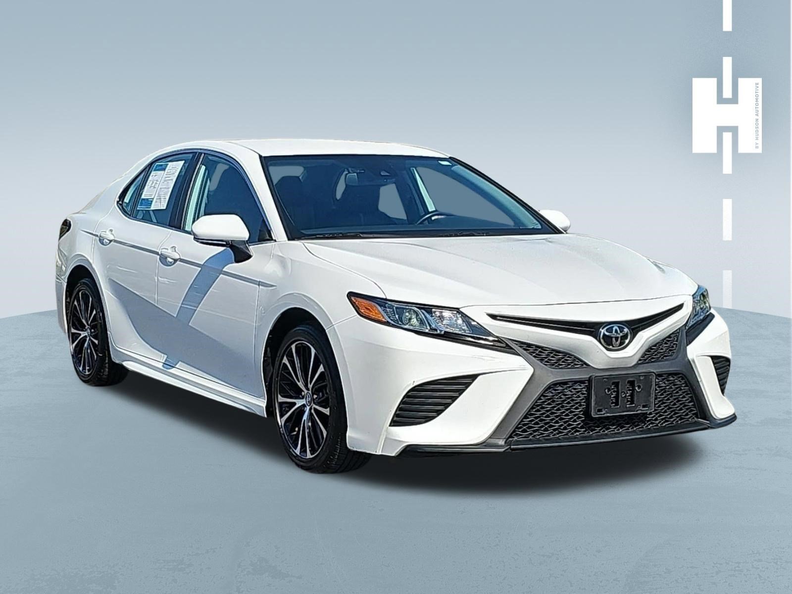 Used 2019 Toyota Camry SE w/ Convenience Package FWD image 1