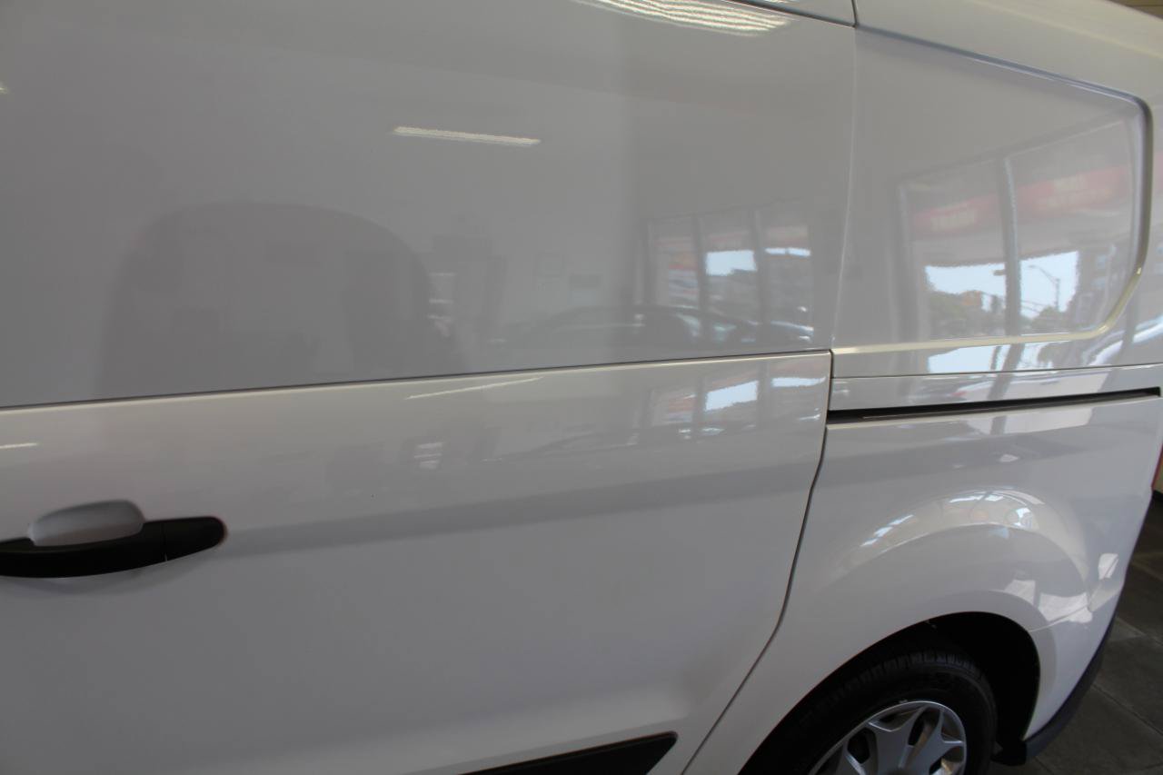 Used 2018 Ford Transit Connect XLT FWD image 34