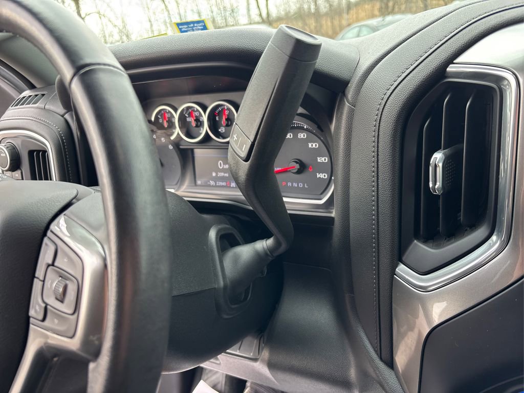 Used 2020 Chevrolet Silverado 1500 LT w/ All-Star Edition image 37
