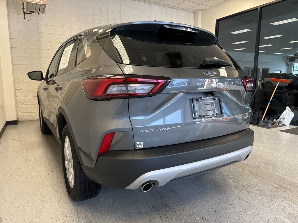 Used 2023 Ford Escape Active image 41