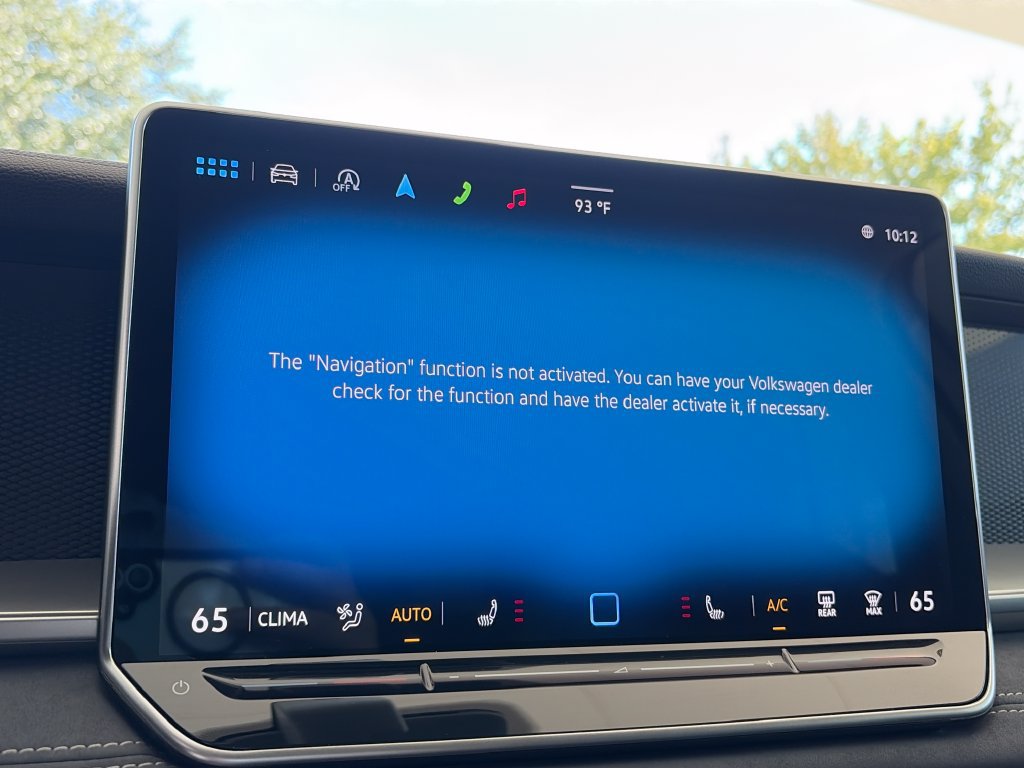 Certified 2025 Volkswagen Tiguan SE AWD/4WD image 22