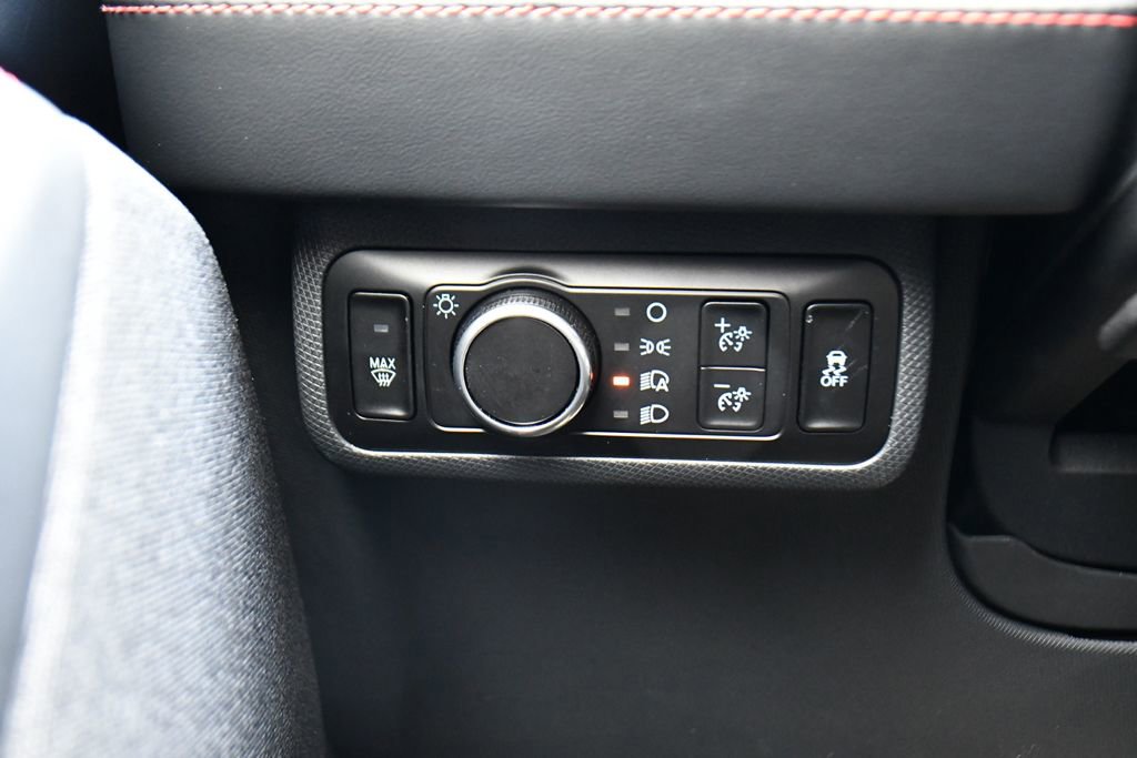 Used 2025 Ford Mustang Mach-E Premium w/ Sport Appearance Package image 28