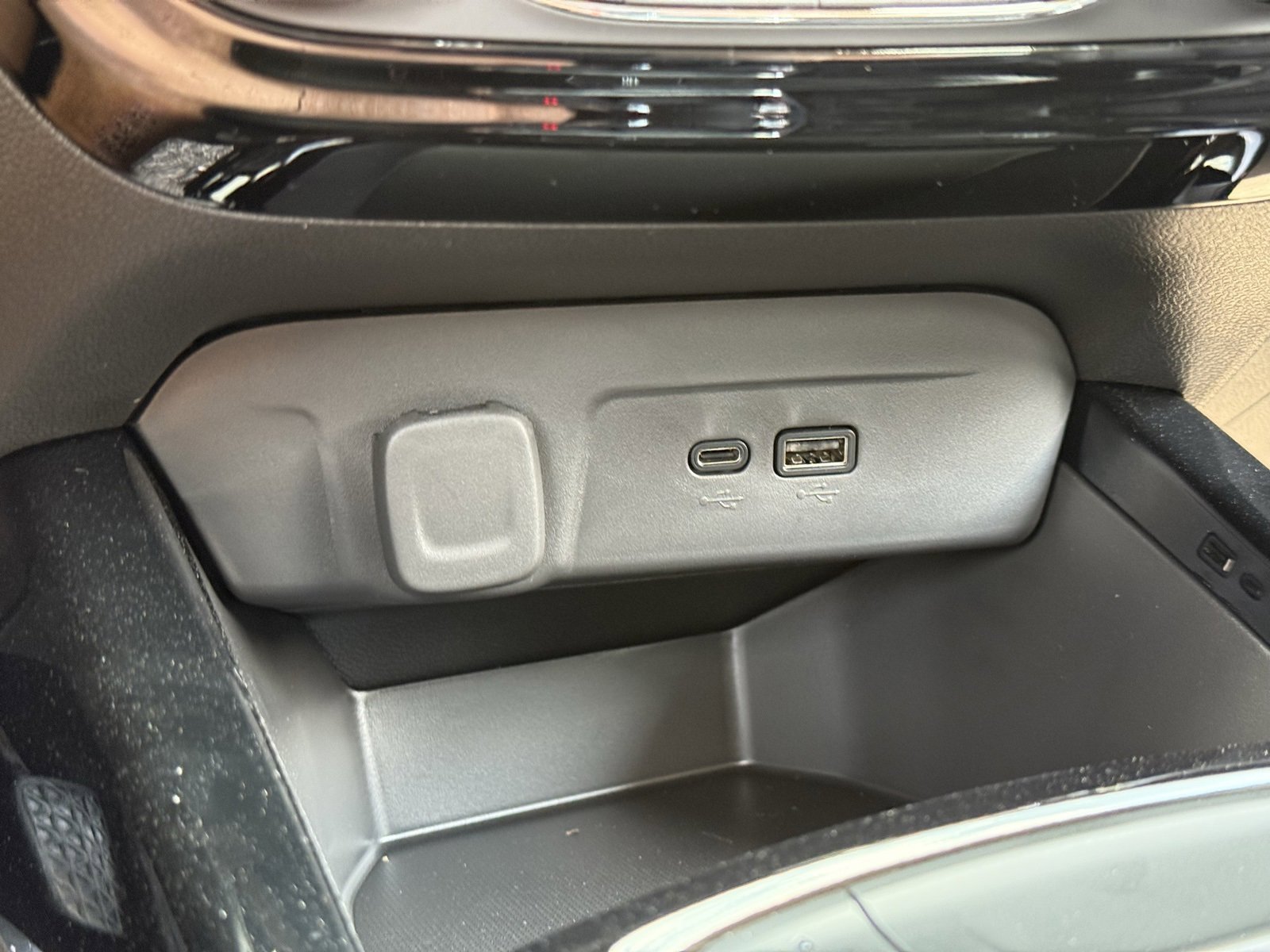 New 2026 Chevrolet Trax ACTIV w/ Sunroof Package image 23