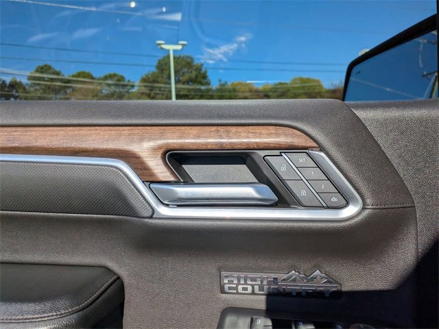 Used 2023 Chevrolet Silverado 1500 High Country w/ High Country Premium Package image 13