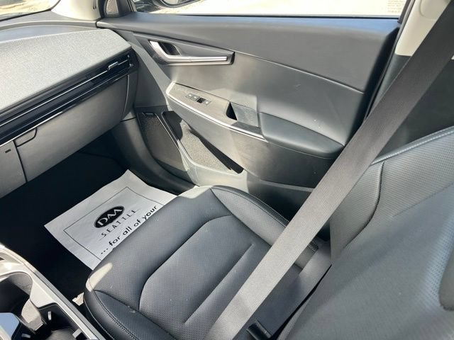 Certified 2024 Kia EV6 Wind RWD image 13