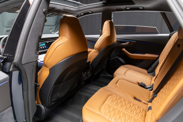 Used 2025 Audi RS Q8 performance image 53