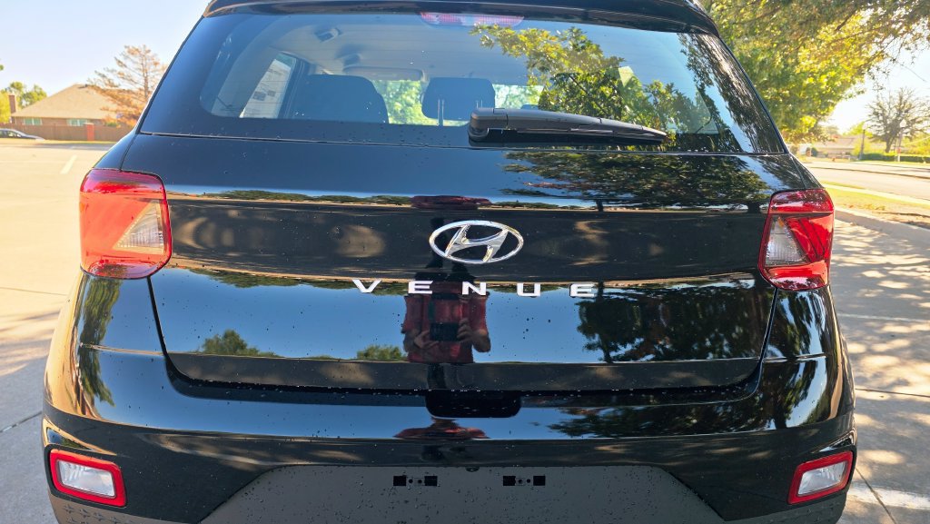 New 2026 Hyundai Venue SE FWD image 16