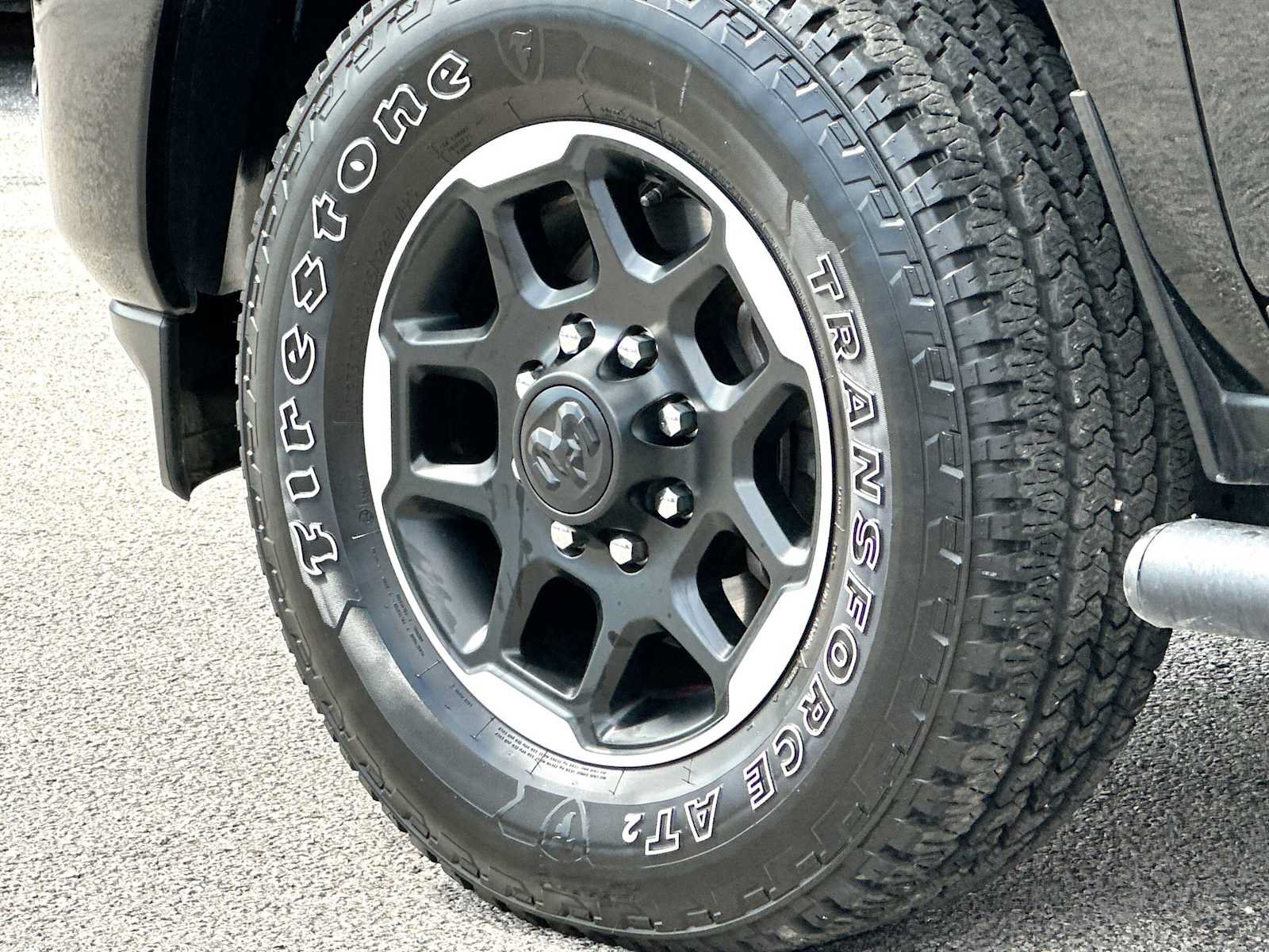 Used 2025 RAM 2500 Laramie AWD/4WD image 11
