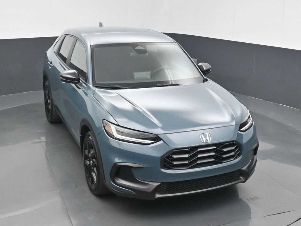 Certified 2025 Honda HR-V Sport image 3