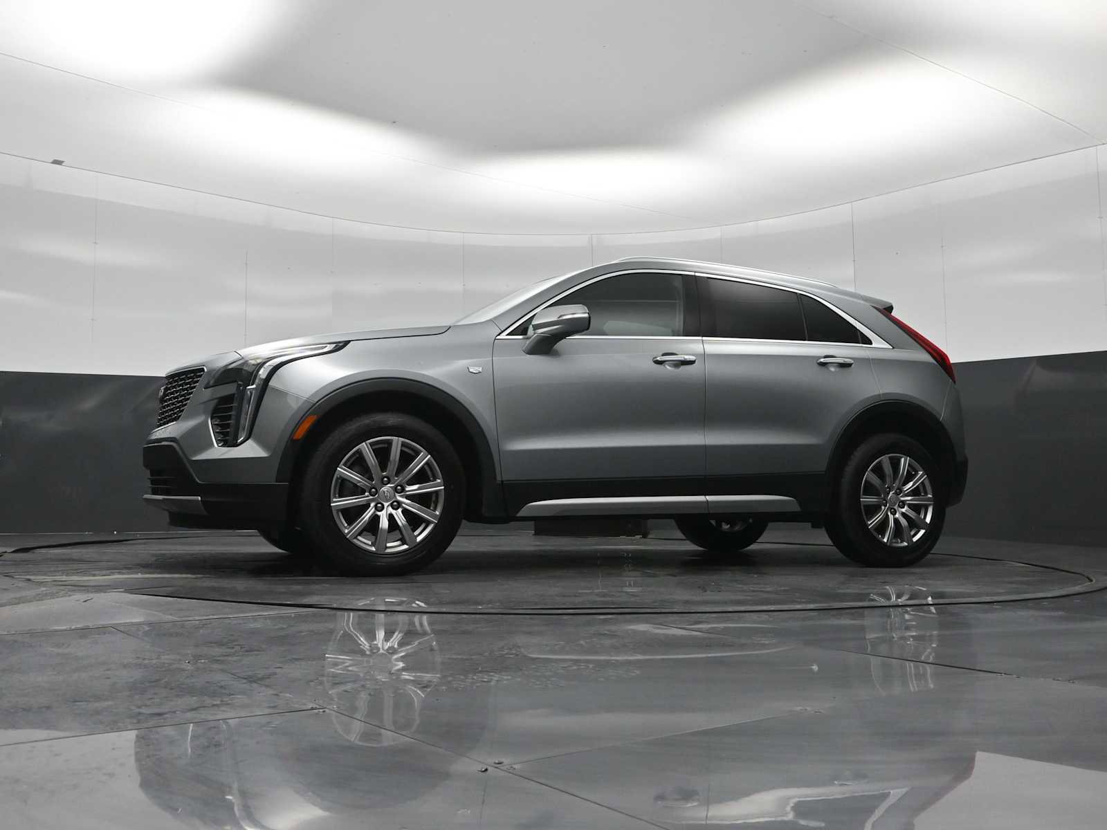 Used 2023 Cadillac XT4 Premium Luxury image 31