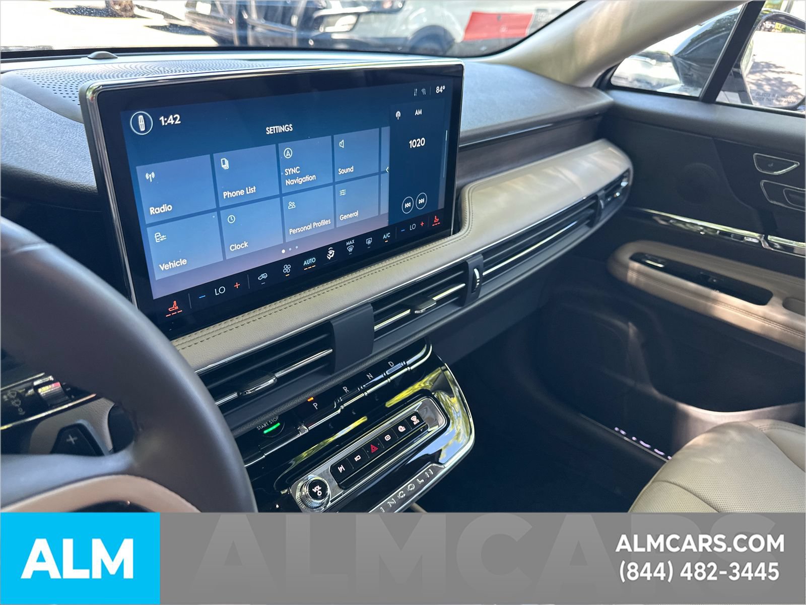 Used 2024 Lincoln Corsair Grand Touring AWD/4WD image 23