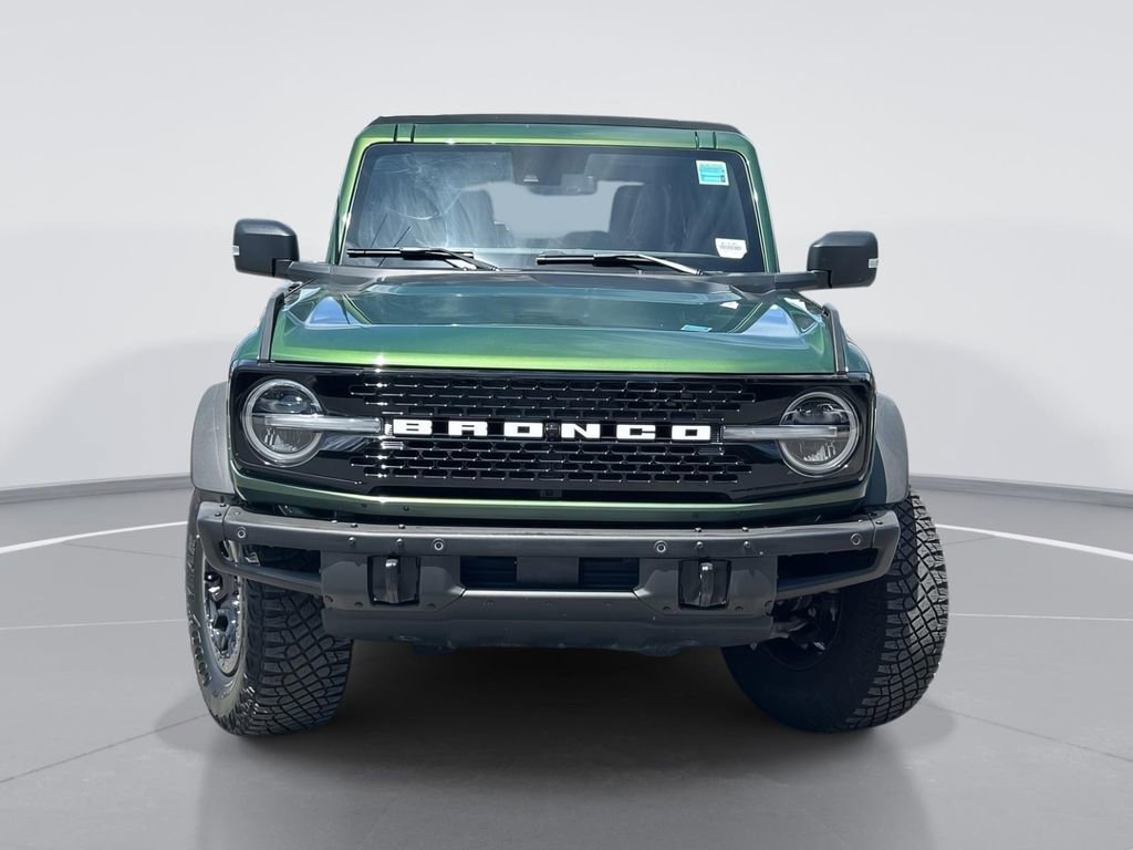 Used 2024 Ford Bronco Wildtrak image 2