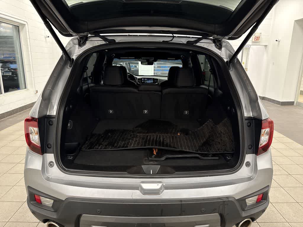 Used 2023 Honda Passport TrailSport image 11