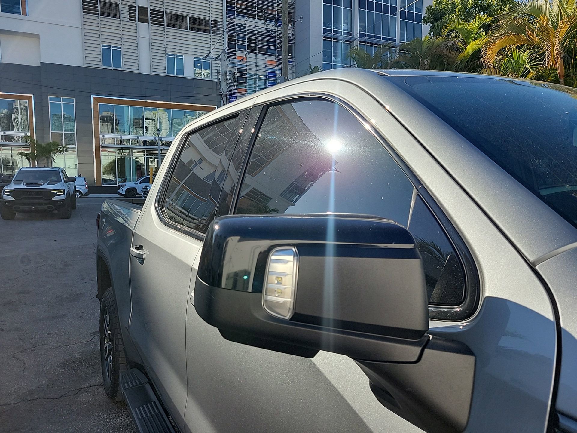 Used 2023 GMC Sierra 1500 AT4 w/ AT4 Premium Package image 9