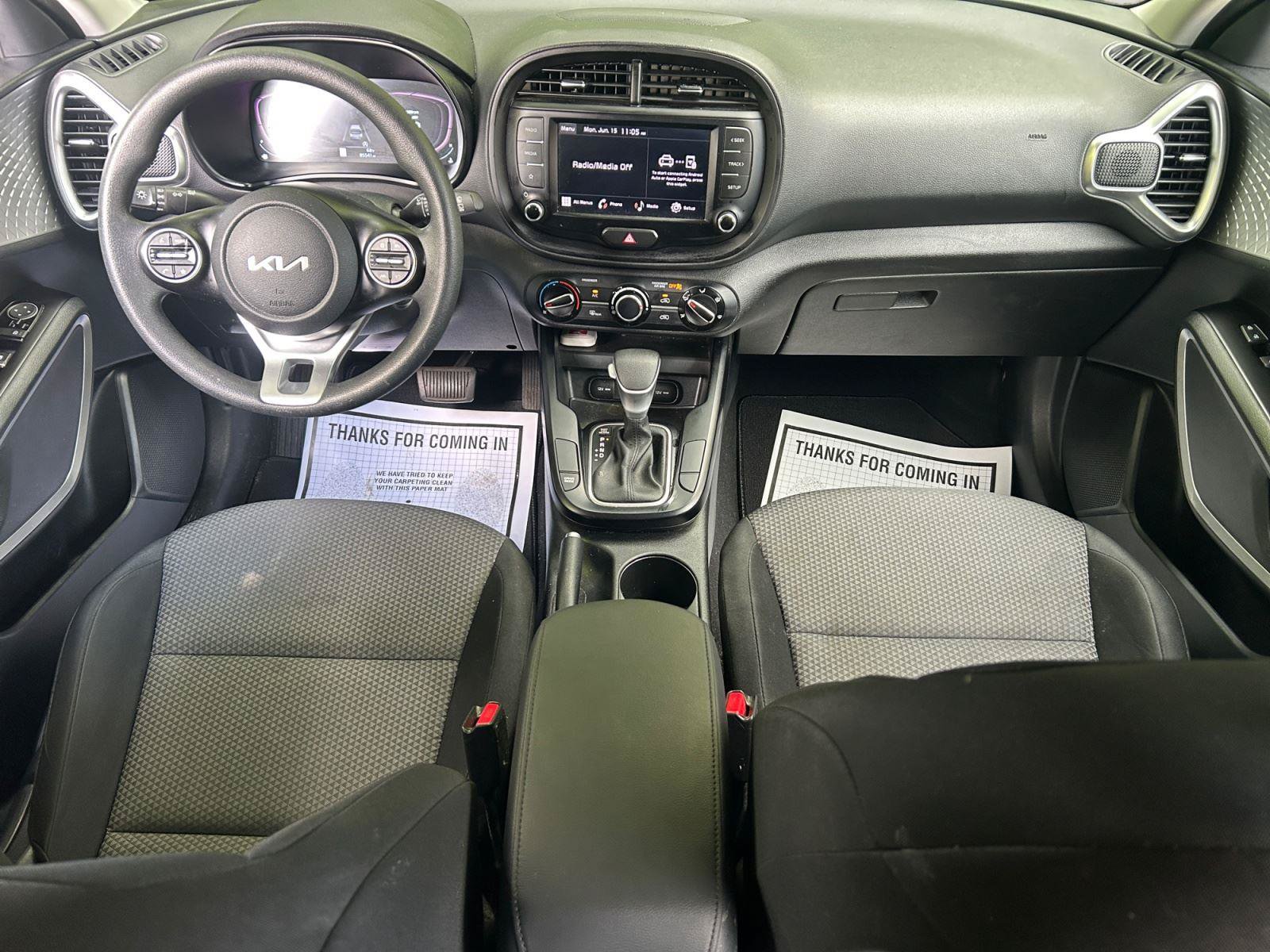 Used 2023 Kia Soul LX w/ Option Group 015 FWD image 10