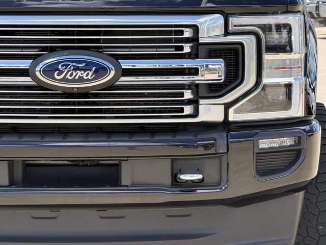 Used 2022 Ford F250 Limited AWD/4WD image 9
