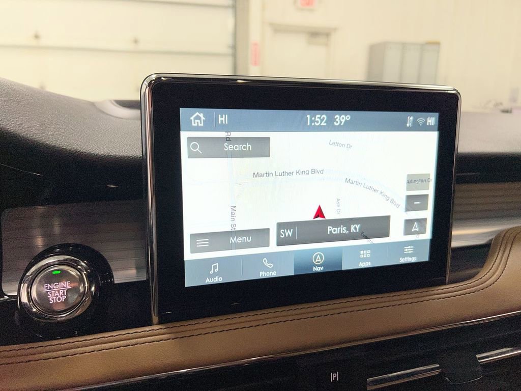 Used 2022 Lincoln Corsair Reserve w/ Equipment Group 201A image 15