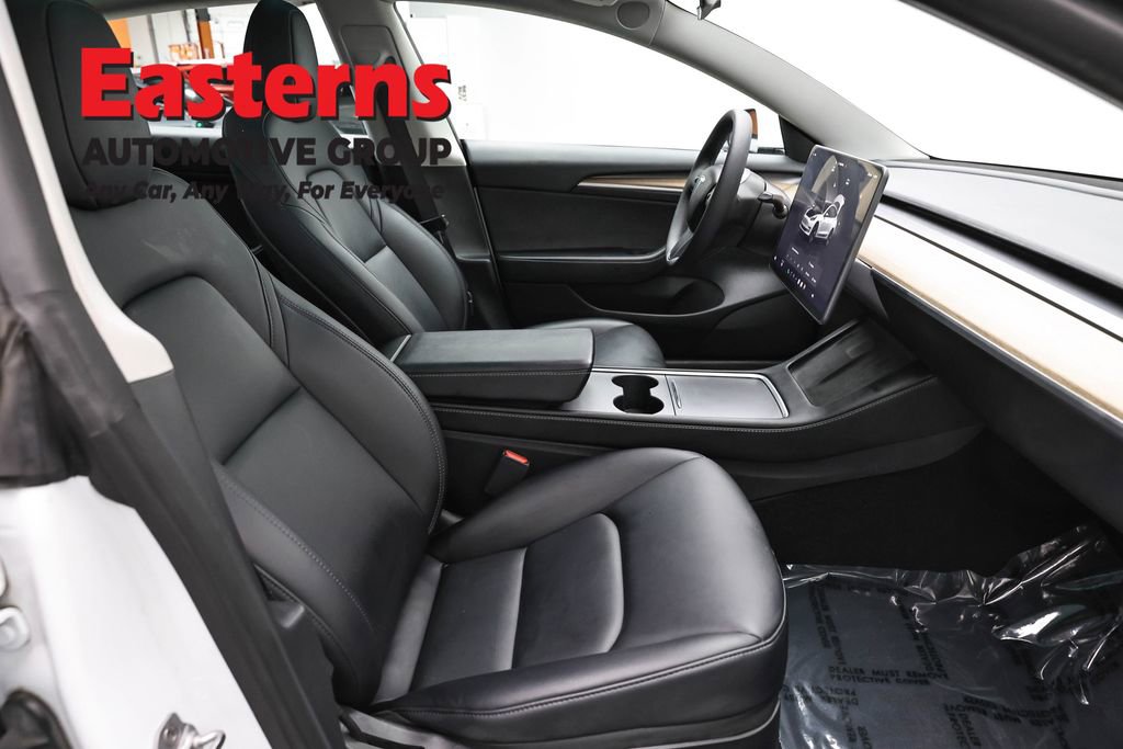 Used 2023 Tesla Model 3 Standard Range image 18