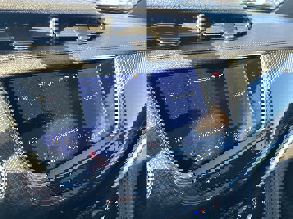 Used 2024 Cadillac XT6 Sport w/ LPO, Floor Liner Package image 16