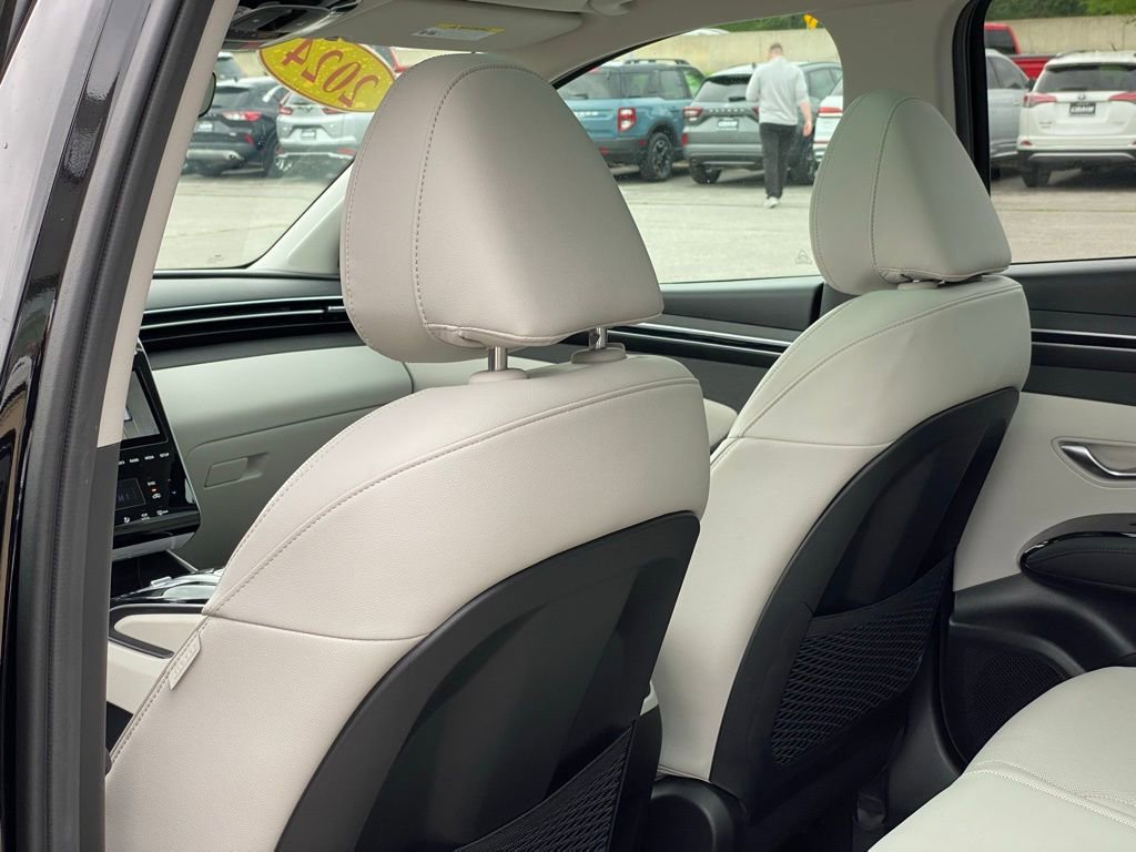Used 2024 Hyundai Tucson Limited image 27