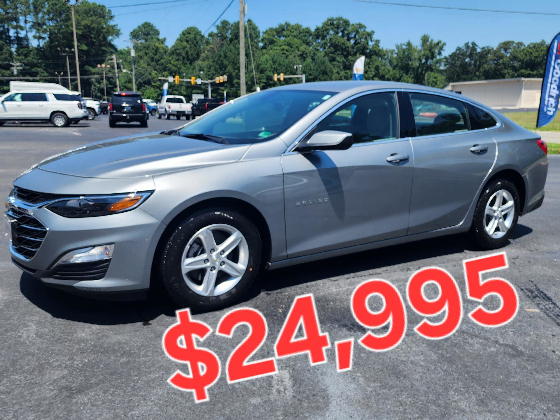New 2025 Chevrolet Malibu LS image 2