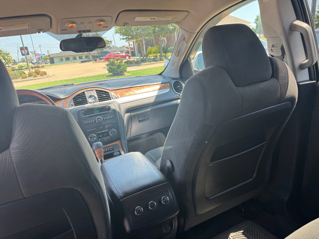 Used 2011 Buick Enclave CX image 14