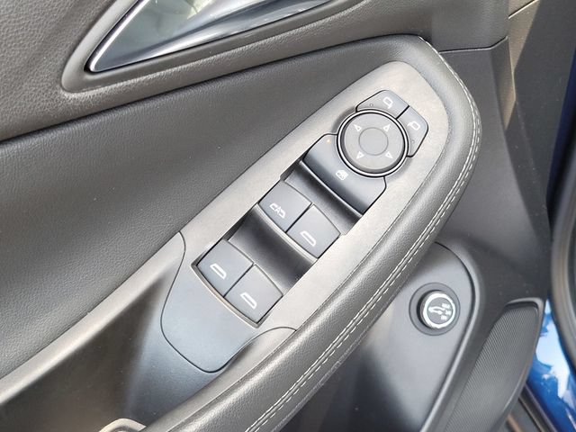 Used 2023 Buick Encore GX Essence w/ Experience Buick Package FWD image 20