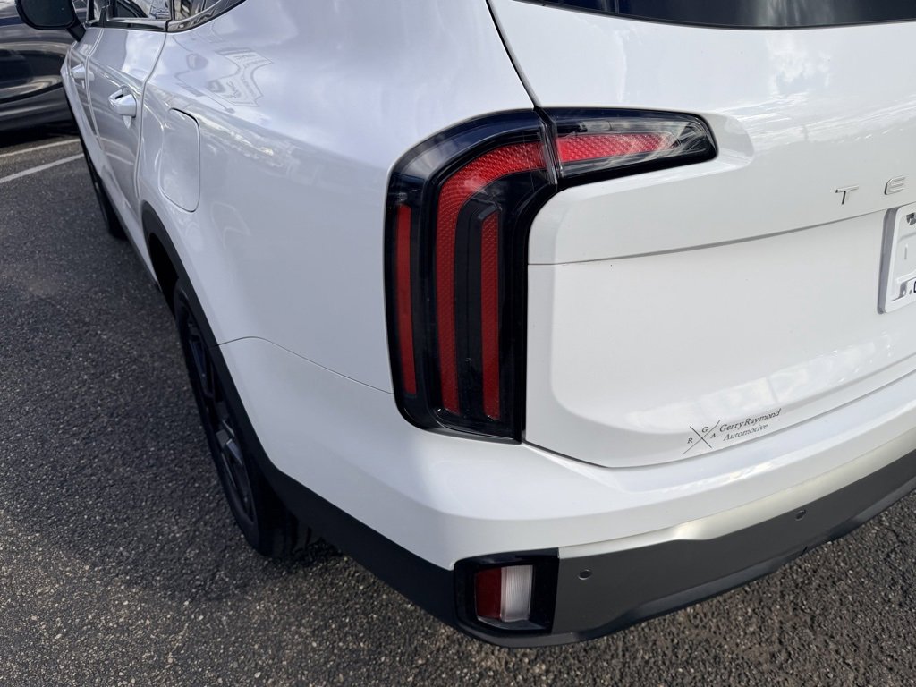Used 2023 Kia Telluride EX X-Line image 8