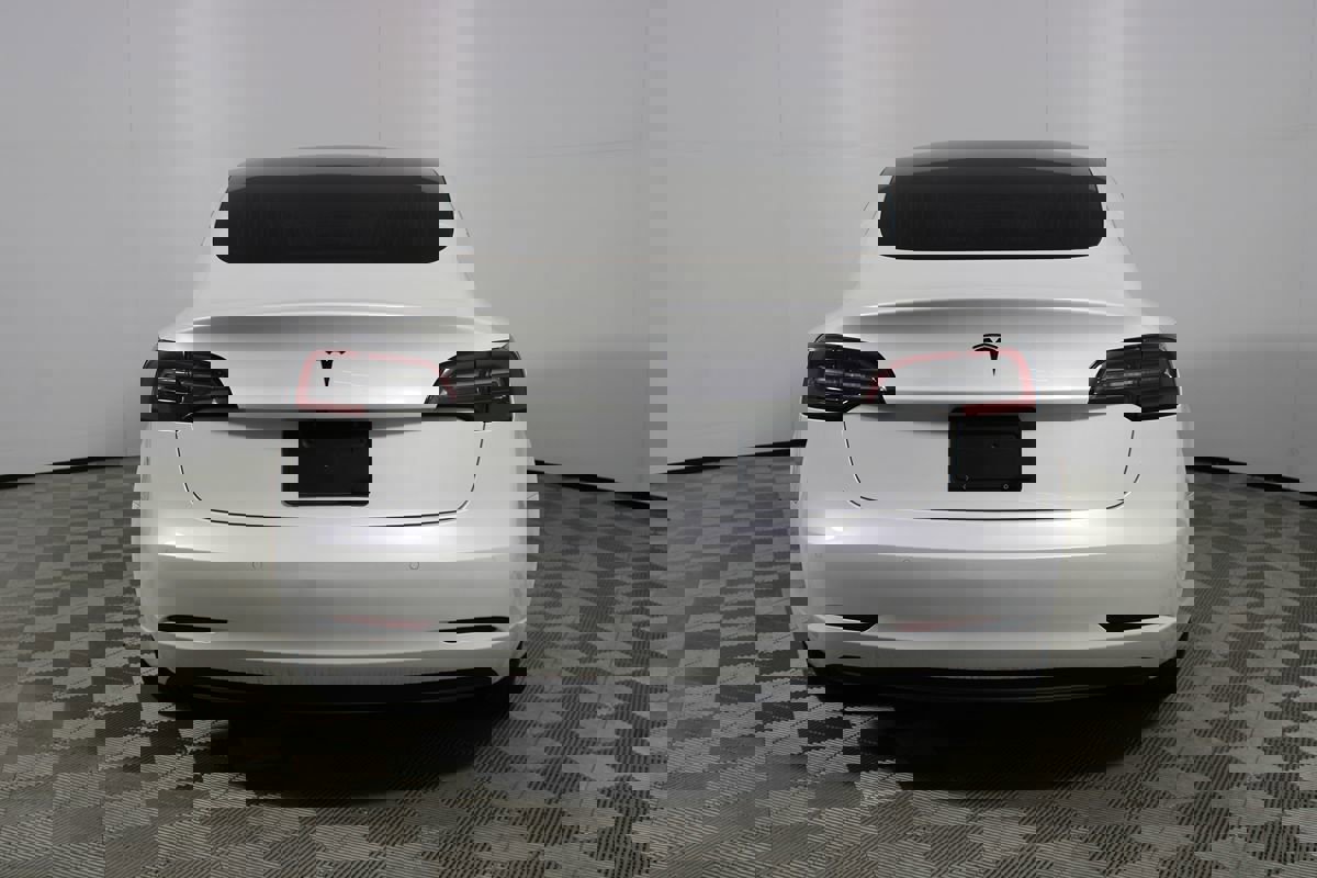 Used 2019 Tesla Model 3 Standard Range Plus image 26