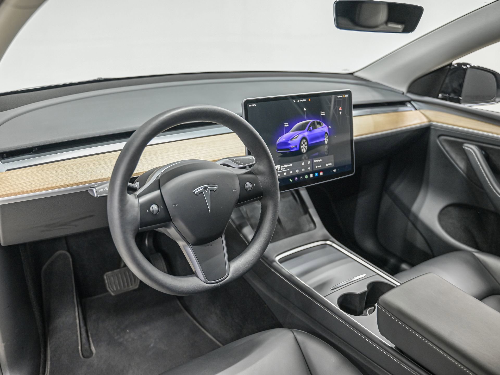 Used 2023 Tesla Model Y Long Range image 16